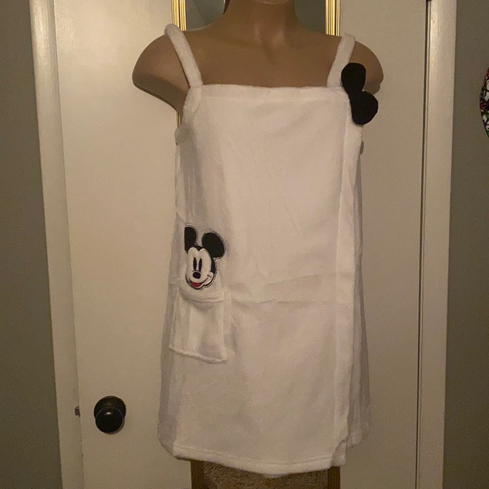 Disney Mickey Mouse Wrap Towel size (XXL) 19